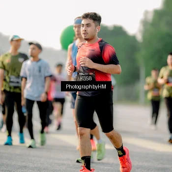 Runner Photo 6684032