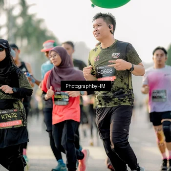 Runner Photo 6684073