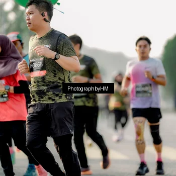 Runner Photo 6684075