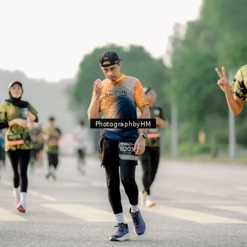 Runner Photo 6684094