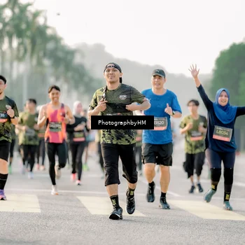 Runner Photo 6684113