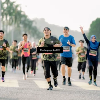 Runner Photo 6684115