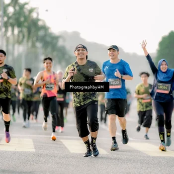 Runner Photo 6684118