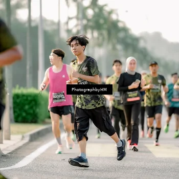 Runner Photo 6684157