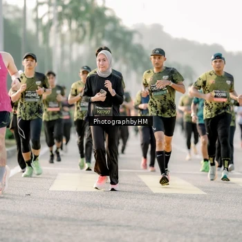 Runner Photo 6684166