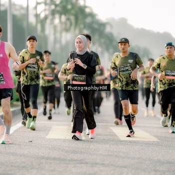Runner Photo 6684170