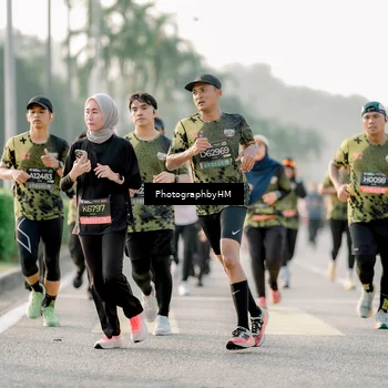 Runner Photo 6684176
