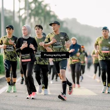 Runner Photo 6684179