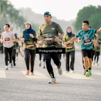 Runner Photo 6684184