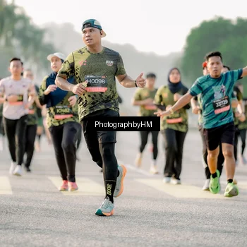 Runner Photo 6684185