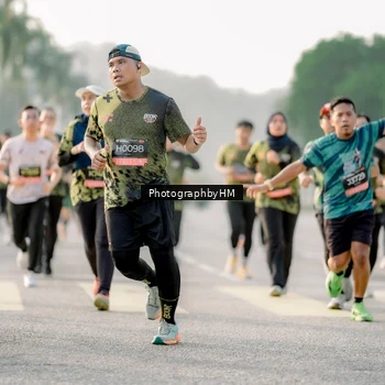 Runner Photo 6684201