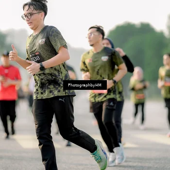 Runner Photo 6684235