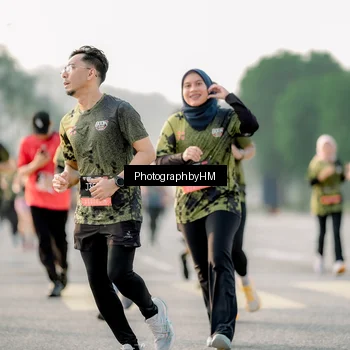 Runner Photo 6684240