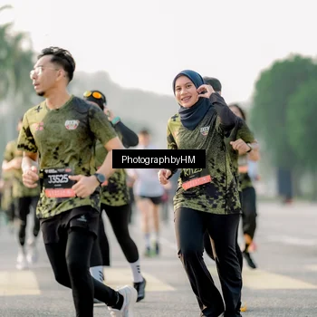 Runner Photo 6684242