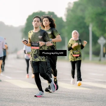 Runner Photo 6684263