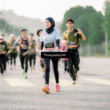 Runner Photo 6684360