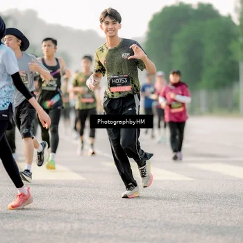Runner Photo 6684376