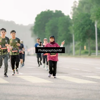 Runner Photo 6684392