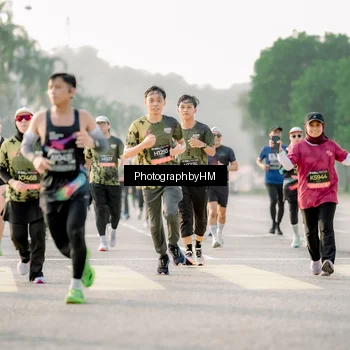 Runner Photo 6684396