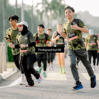 Runner Photo 6684431