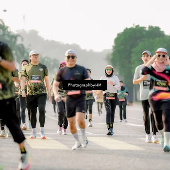 Runner Photo 6684449