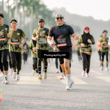 Runner Photo 6684453