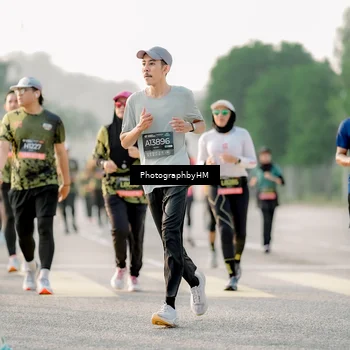 Runner Photo 6684474