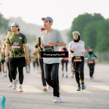 Runner Photo 6684475