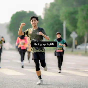 Runner Photo 6684512