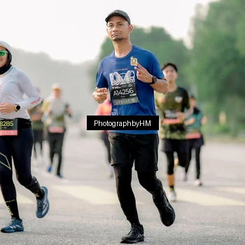 Runner Photo 6684513