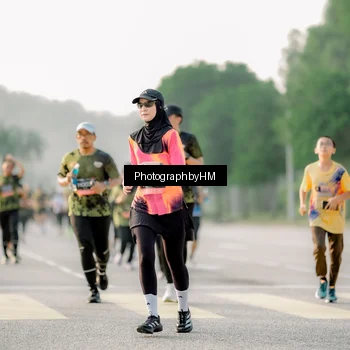 Runner Photo 6684549