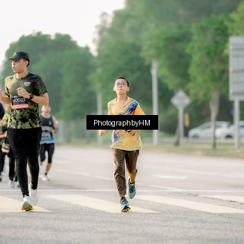 Runner Photo 6684559