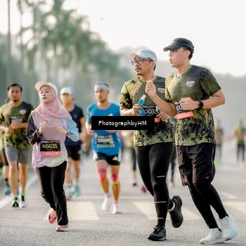 Runner Photo 6684592