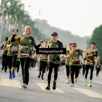 Runner Photo 6684630