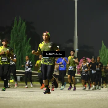 Runner Photo 6684636