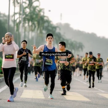 Runner Photo 6684643