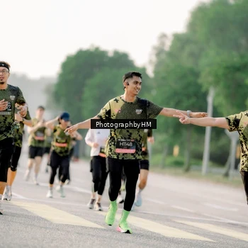 Runner Photo 6684663