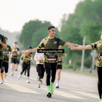 Runner Photo 6684668