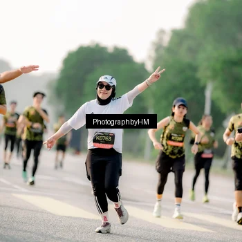 Runner Photo 6684693