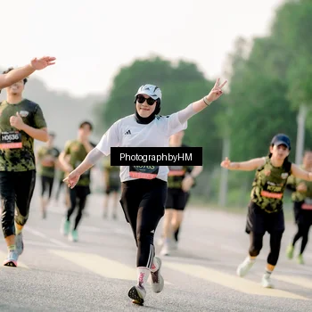 Runner Photo 6684695