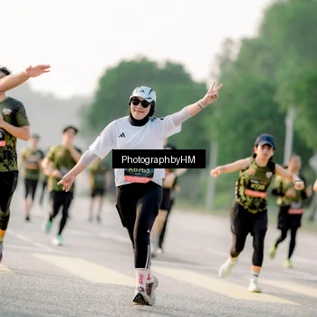 Runner Photo 6684702