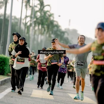 Runner Photo 6684732