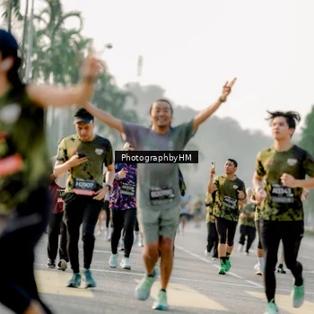 Runner Photo 6684739