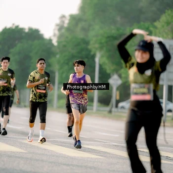 Runner Photo 6684768
