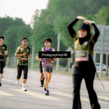 Runner Photo 6684769