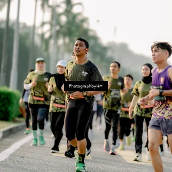Runner Photo 6684799