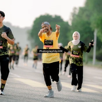 Runner Photo 6684834