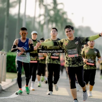 Runner Photo 6684853