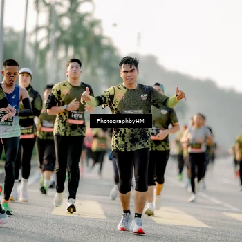 Runner Photo 6684864