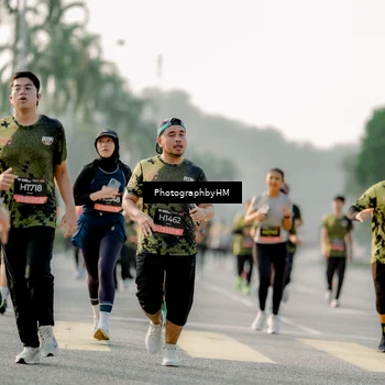 Runner Photo 6684878